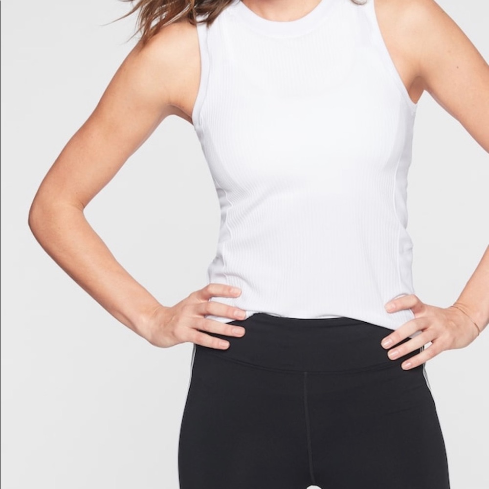 EUC Athleta Renew Cropped Tank
